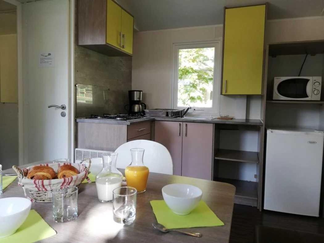 Camping - Piscine - Ccbaieb Montjoie-en-Couserans Екстериор снимка