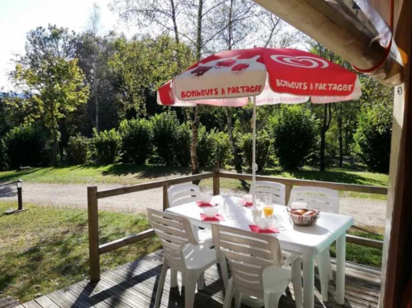 Camping - Piscine - Ccbaieb Montjoie-en-Couserans Екстериор снимка