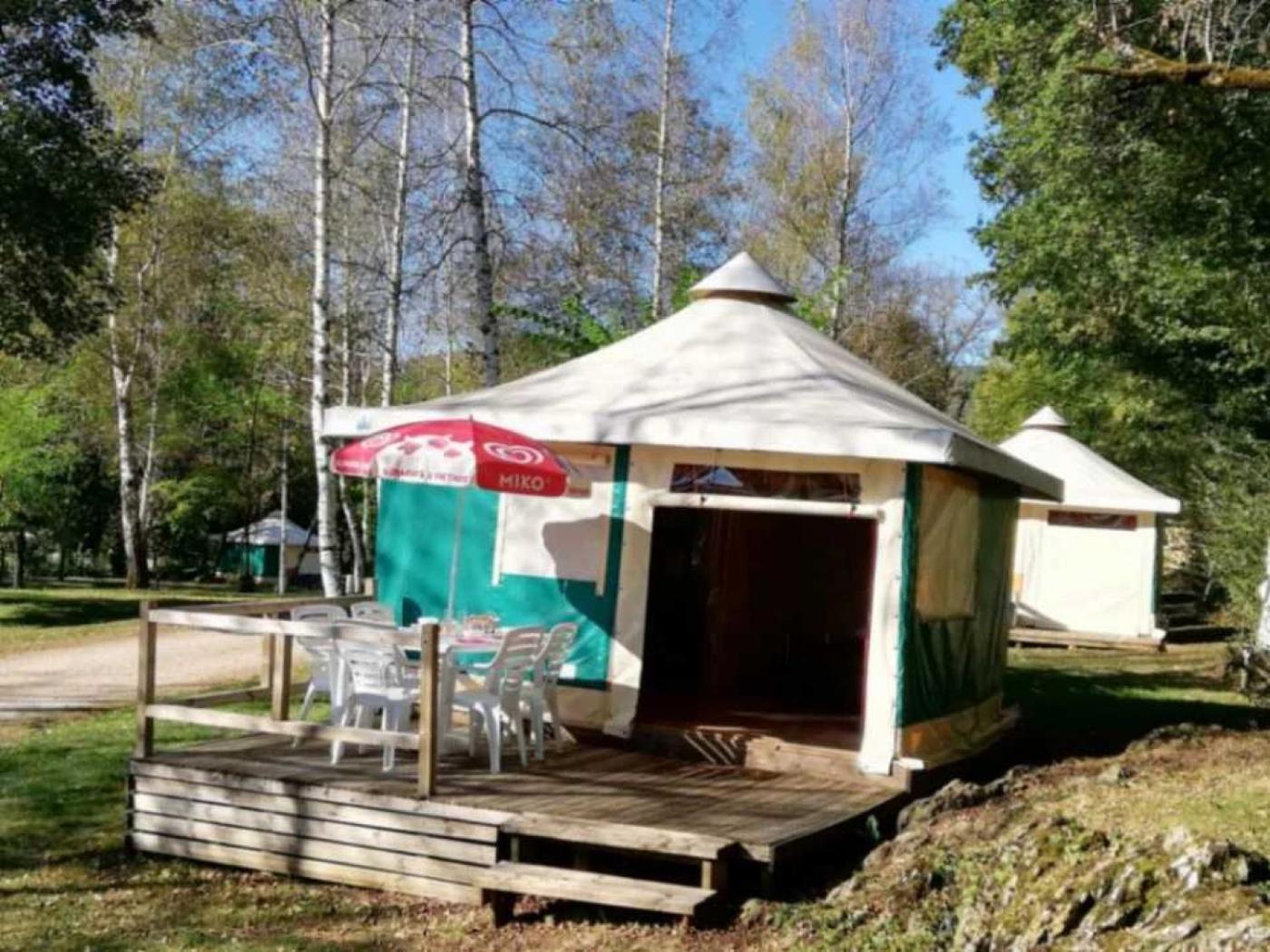 Camping - Piscine - Ccbaieb Montjoie-en-Couserans Екстериор снимка
